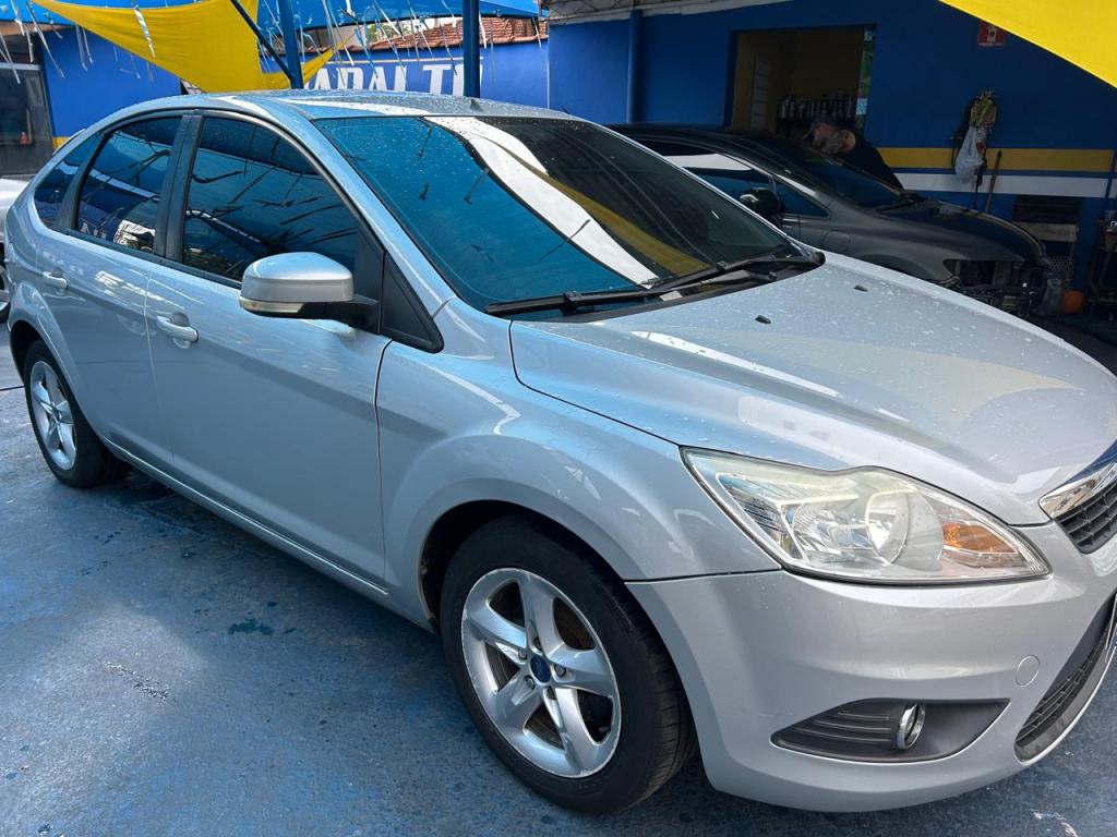 FORD Focus Hatch - Foto