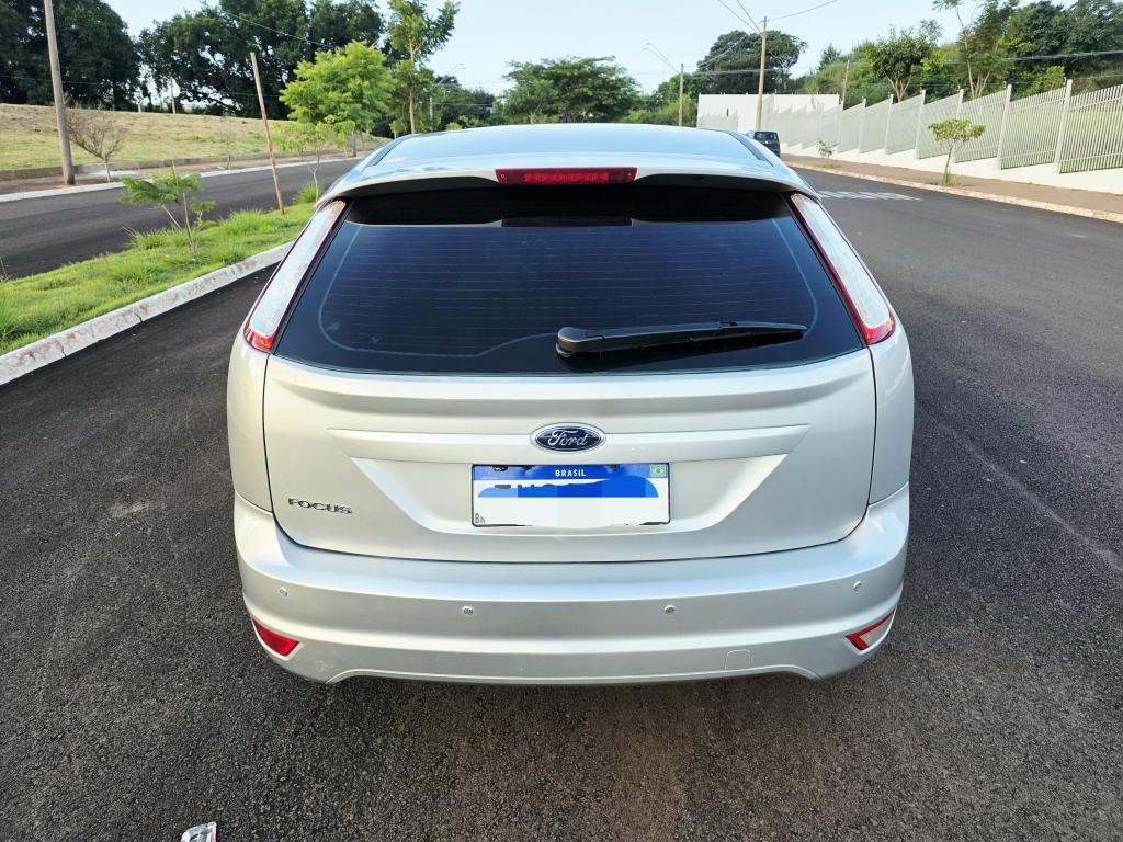 FORD Focus Hatch - Foto