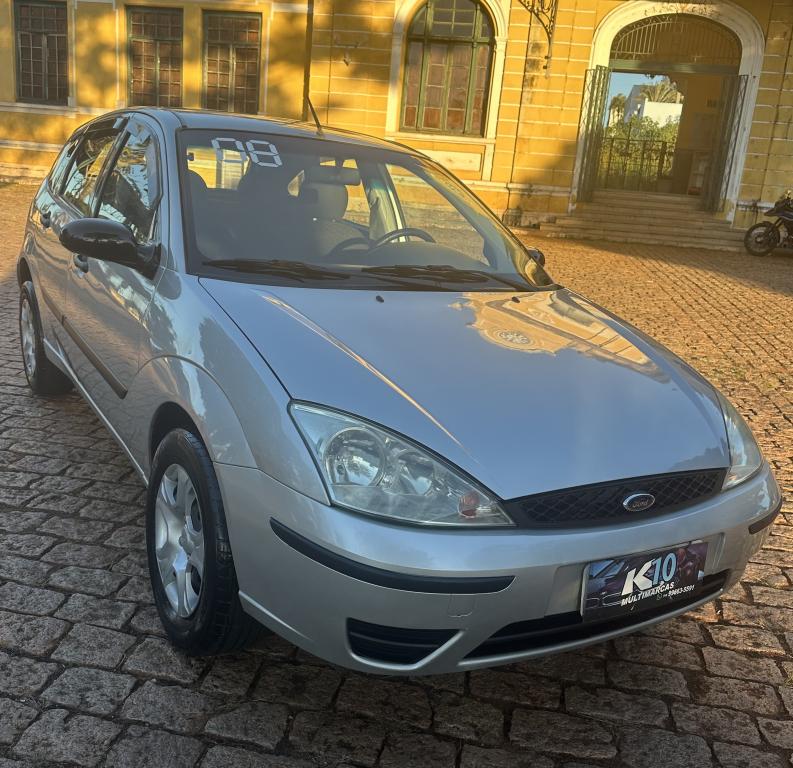 FORD Focus Hatch - Foto