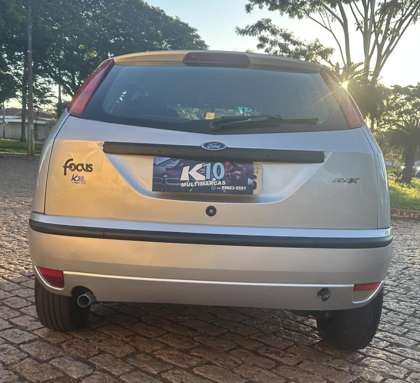 FORD Focus Hatch - Foto