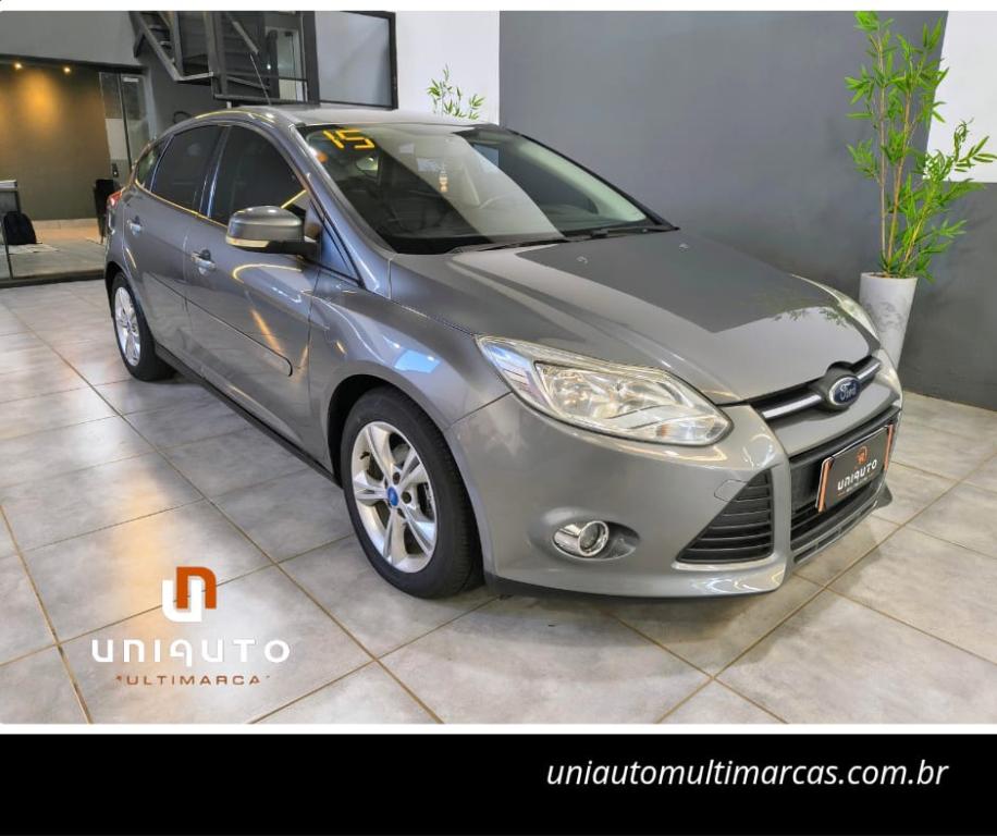 FORD Focus Hatch - Foto