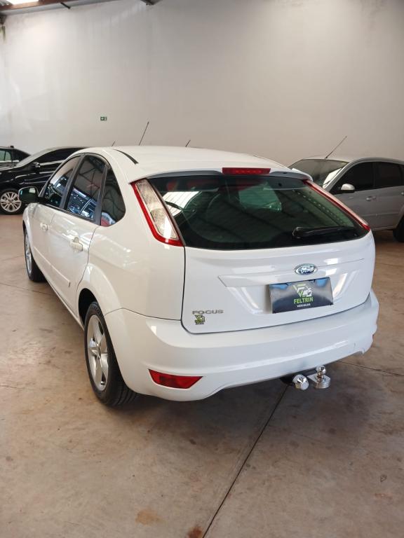 FORD Focus Hatch - Foto