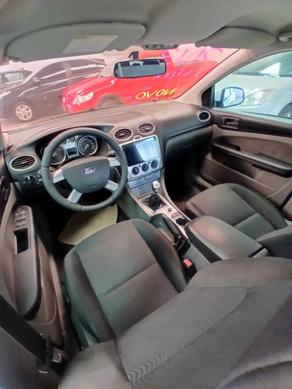FORD Focus Hatch - Foto