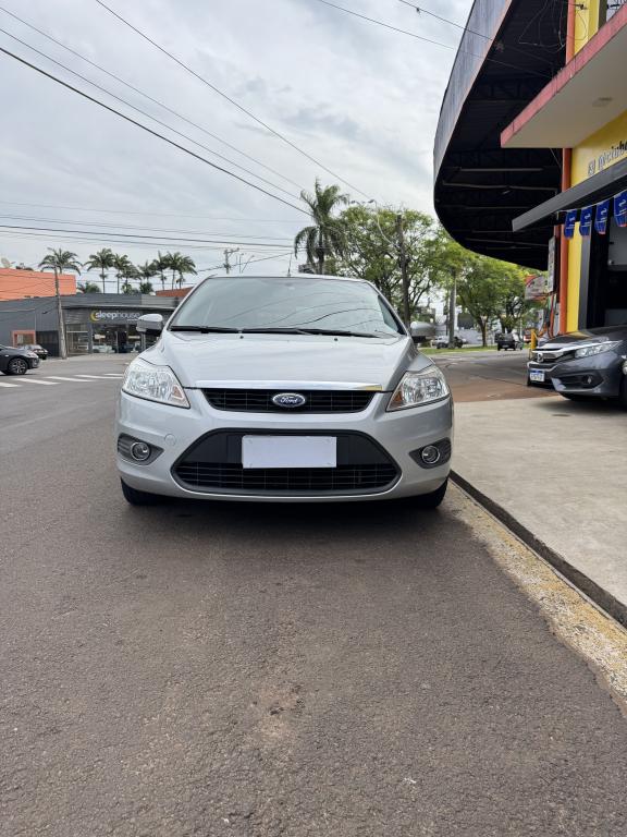 FORD Focus Hatch - Foto