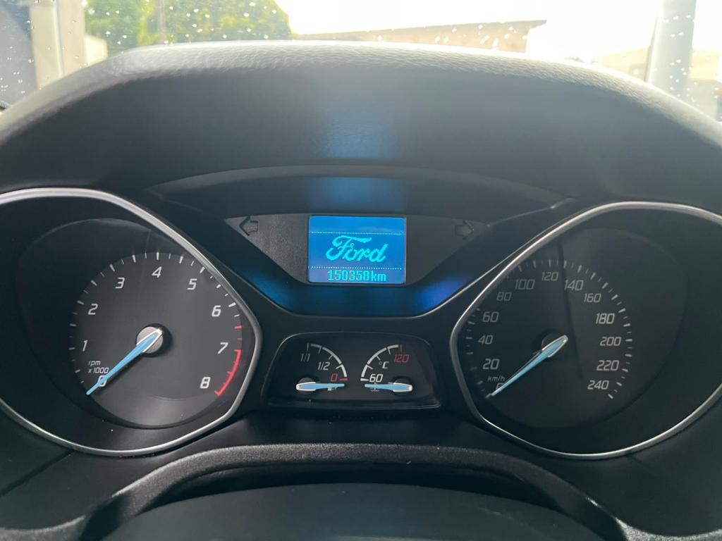 FORD Focus Hatch - Foto
