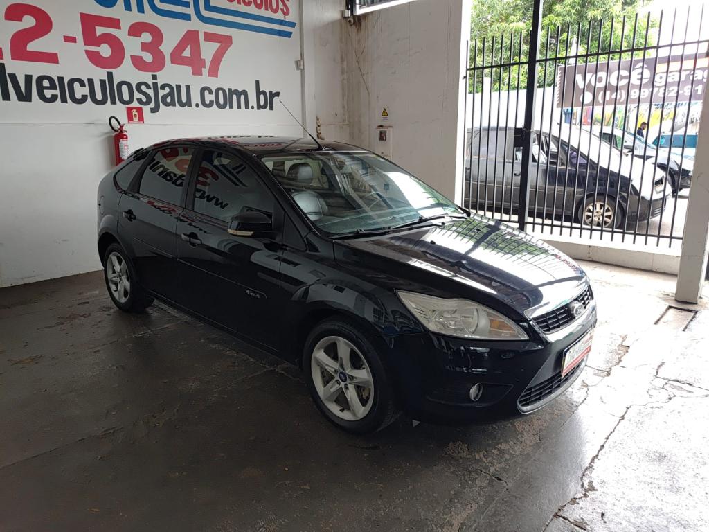 FORD Focus Hatch - Foto