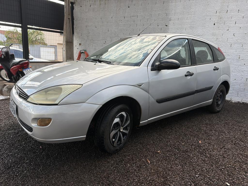 FORD Focus Hatch - Foto