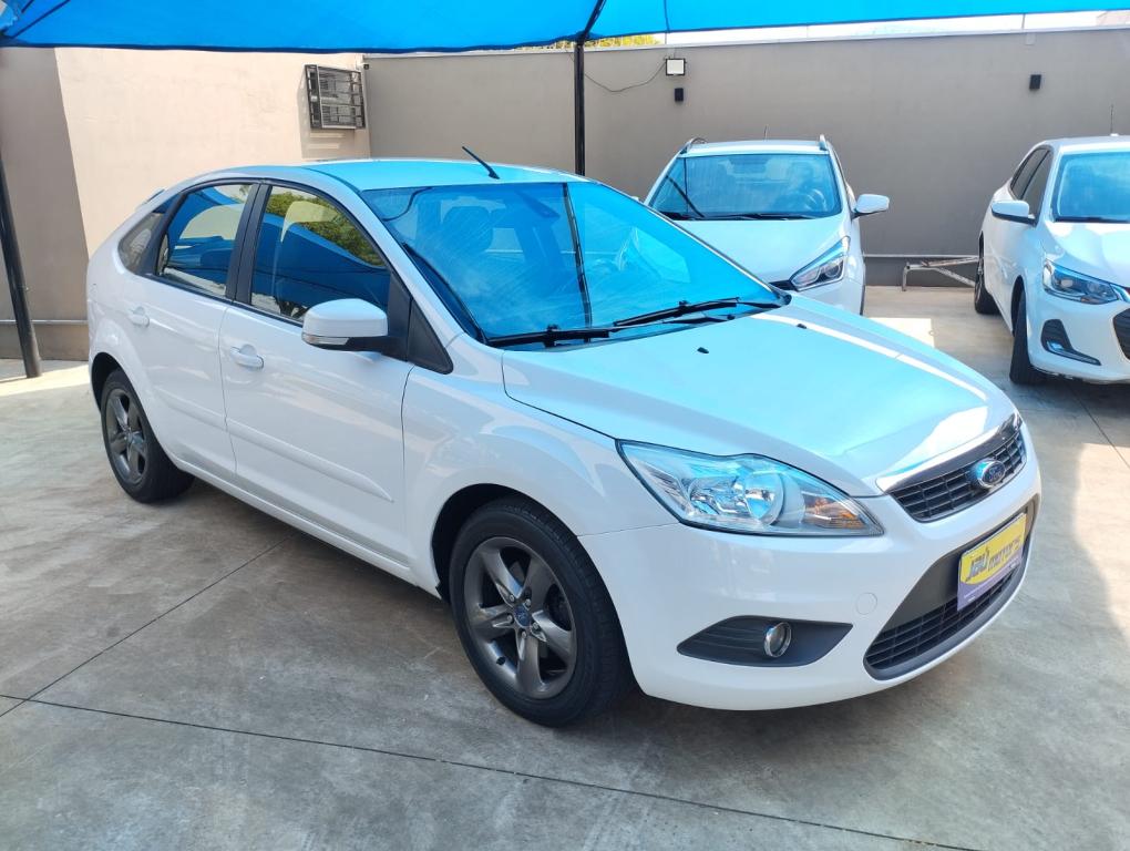 FORD Focus Hatch - Foto