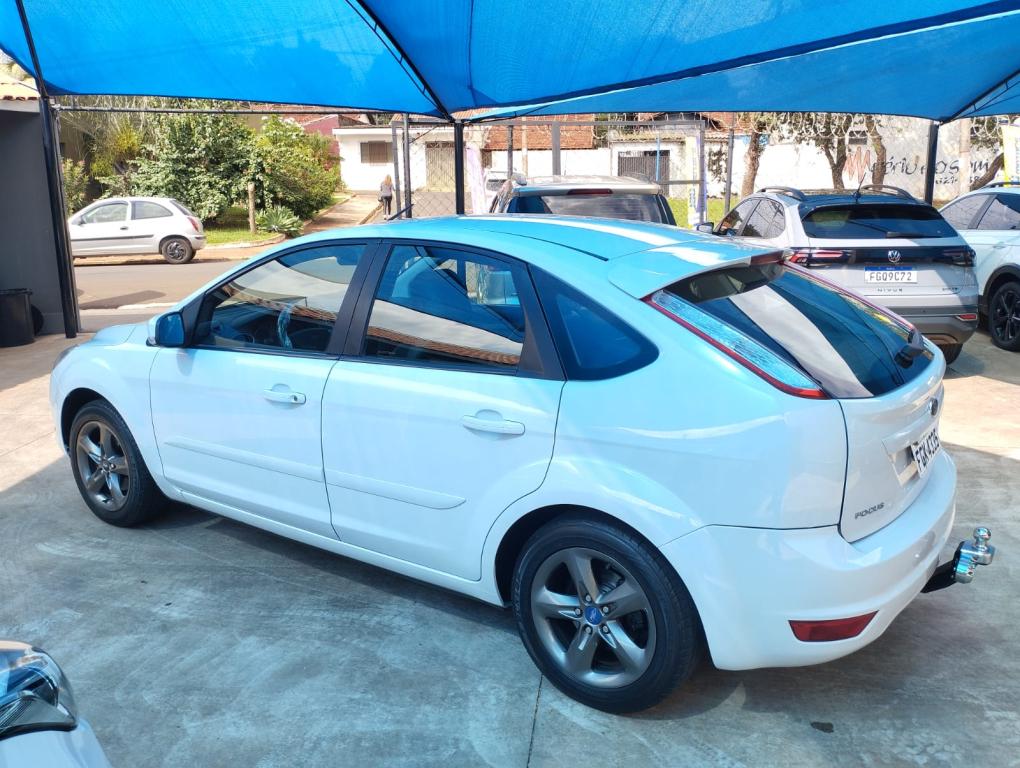 FORD Focus Hatch - Foto