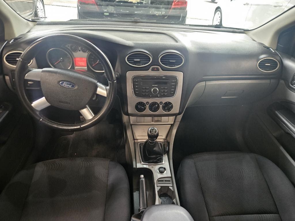 FORD Focus Hatch - Foto