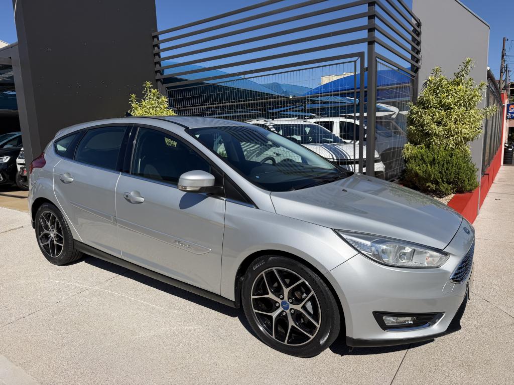 FORD Focus Hatch