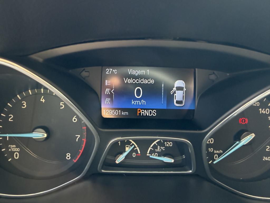 FORD Focus Hatch - Foto