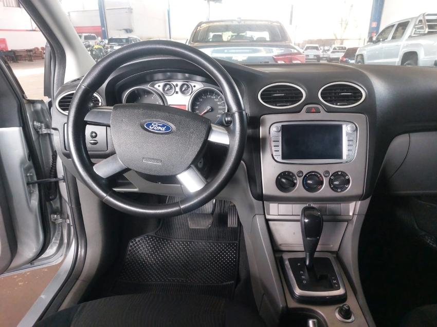FORD Focus Hatch - Foto