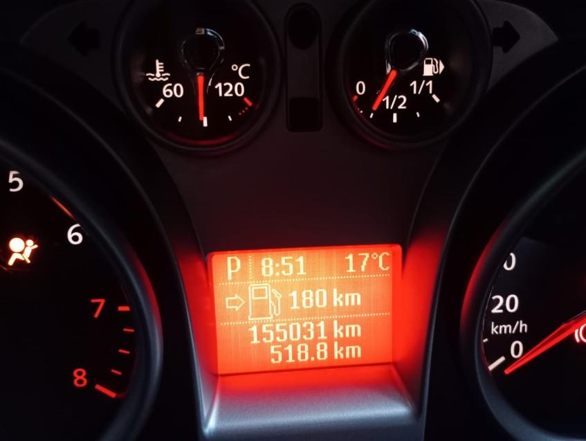 FORD Focus Hatch - Foto