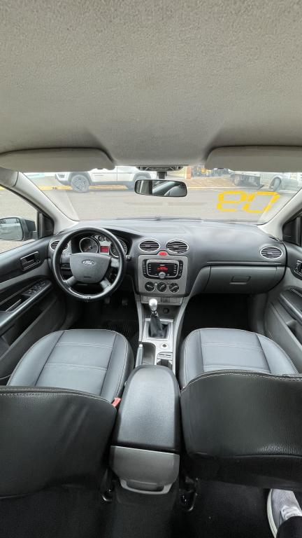FORD Focus Hatch - Foto