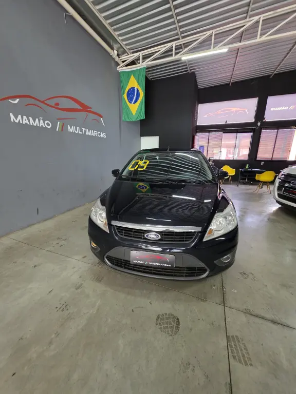 FORD Focus Hatch - Foto