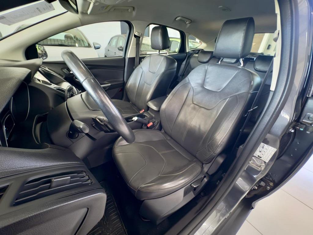 FORD Focus Hatch - Foto