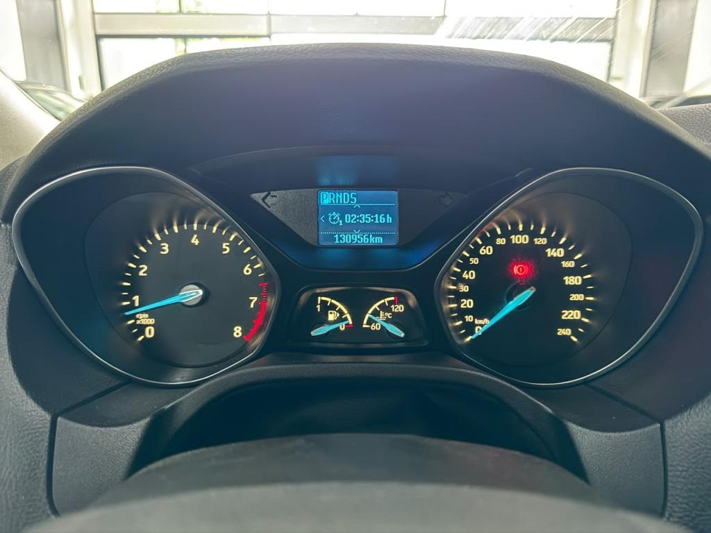 FORD Focus Hatch - Foto