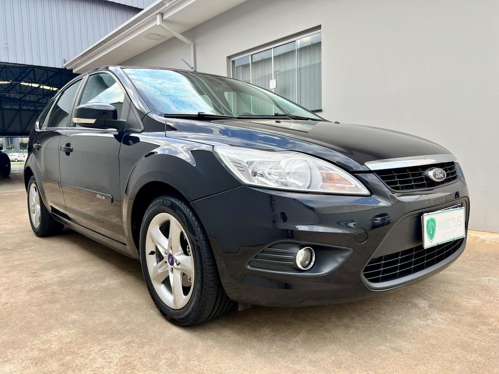 FORD Focus Hatch - Foto