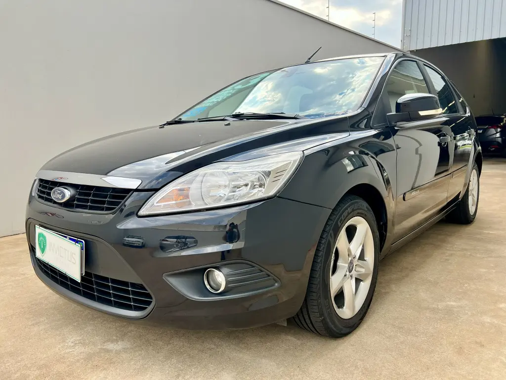 FORD Focus Hatch - Foto
