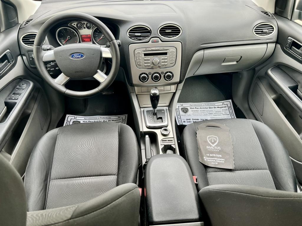 FORD Focus Hatch - Foto