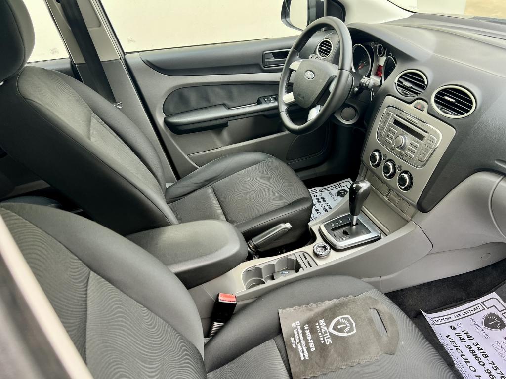 FORD Focus Hatch - Foto