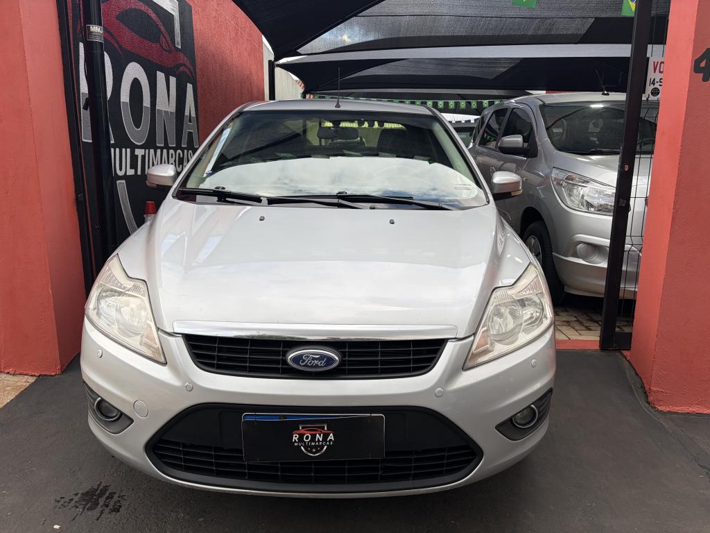 FORD Focus Sedan - Foto