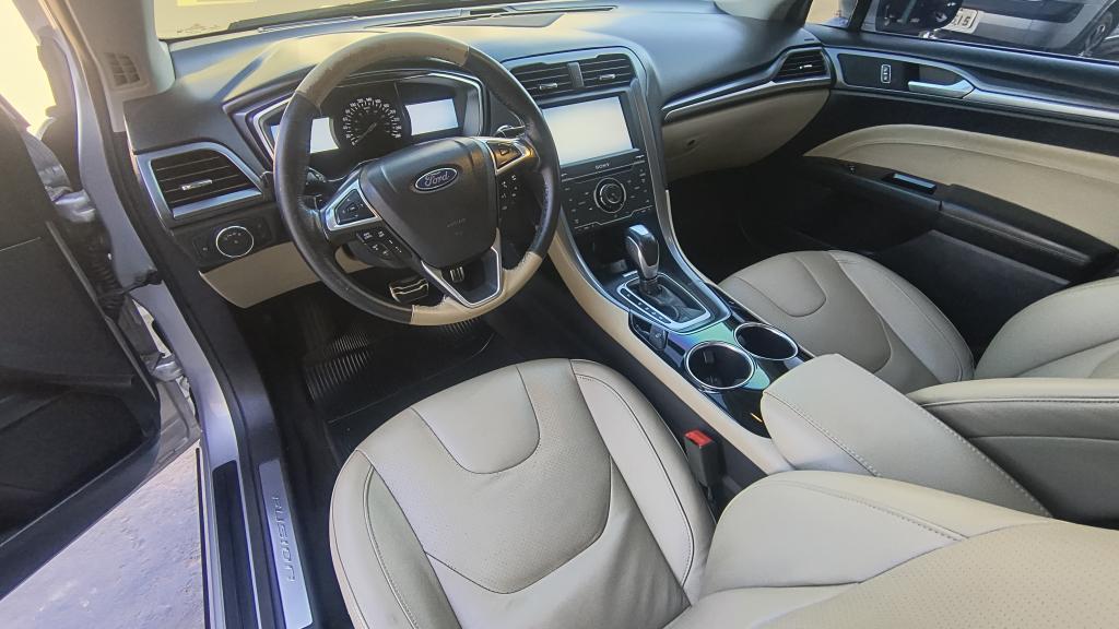 FORD Fusion - Foto