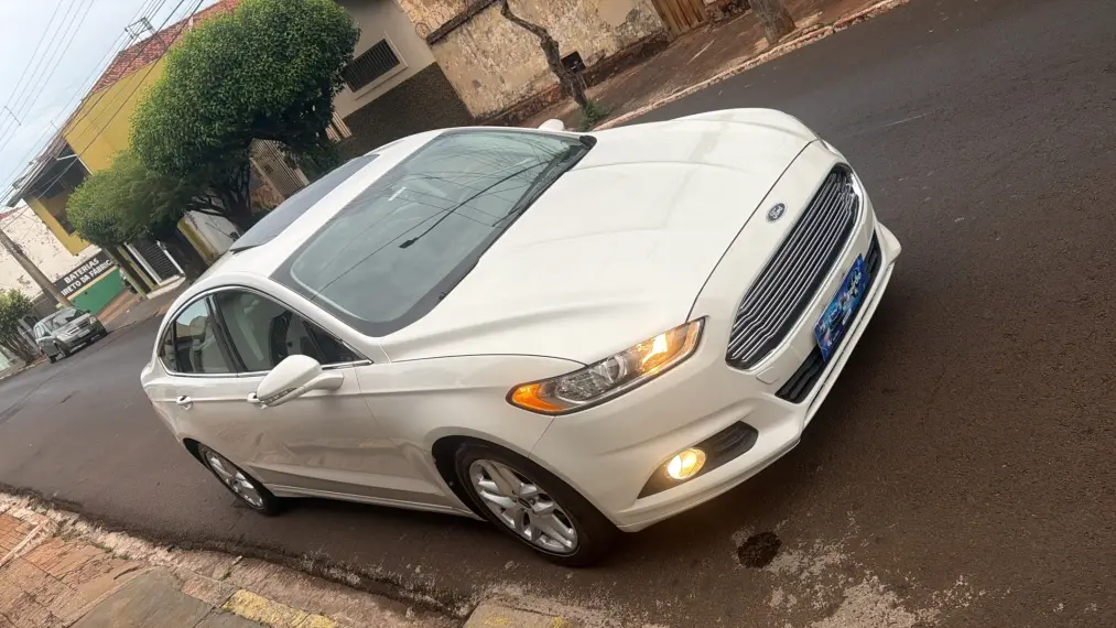 FORD Fusion - Foto
