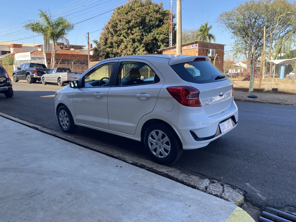 FORD Ka Hatch - Foto