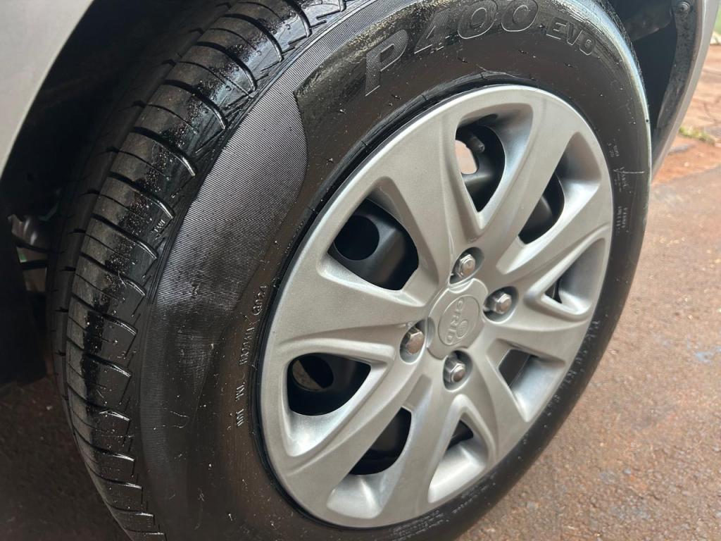 FORD Ka Hatch - Foto