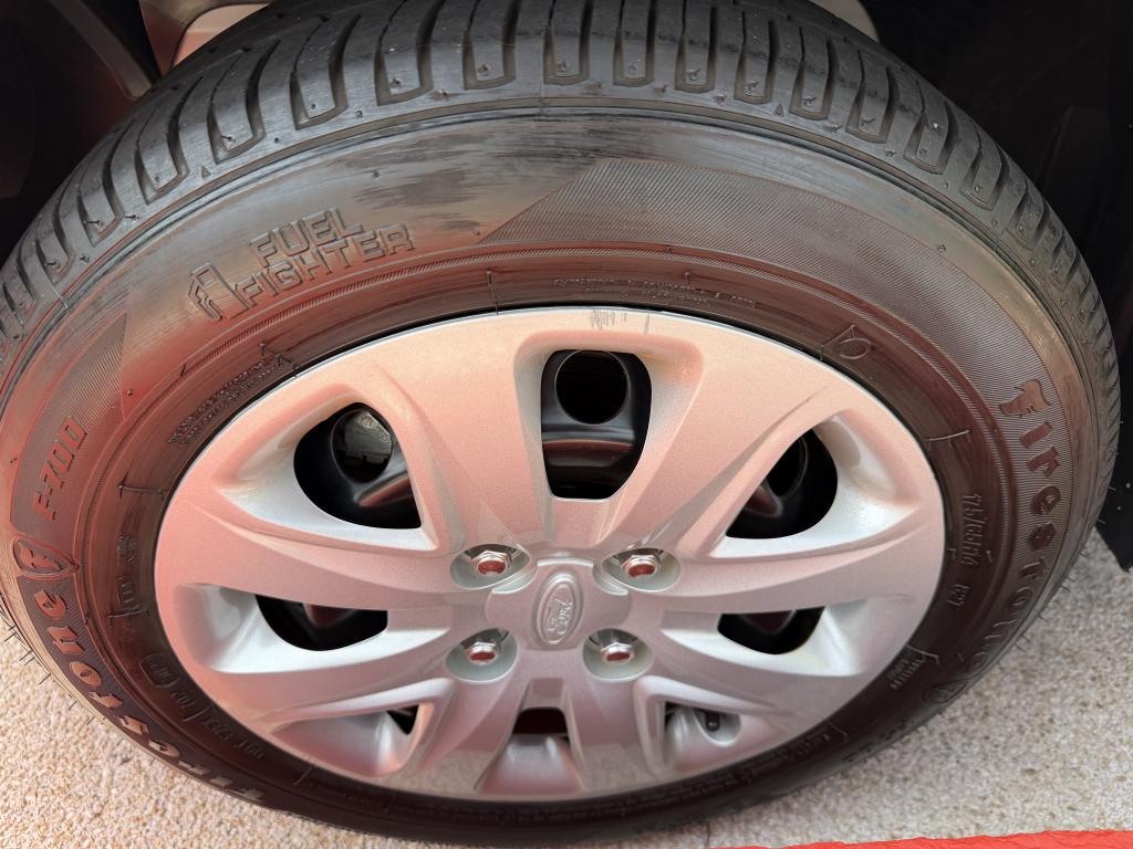 FORD Ka Hatch - Foto