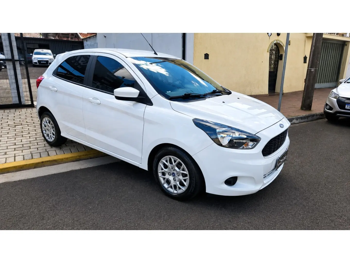 FORD Ka Hatch - Foto
