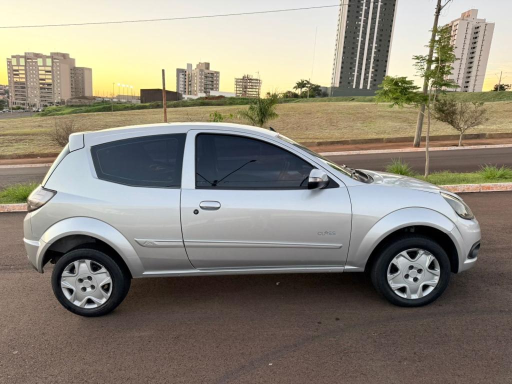 FORD Ka Hatch - Foto