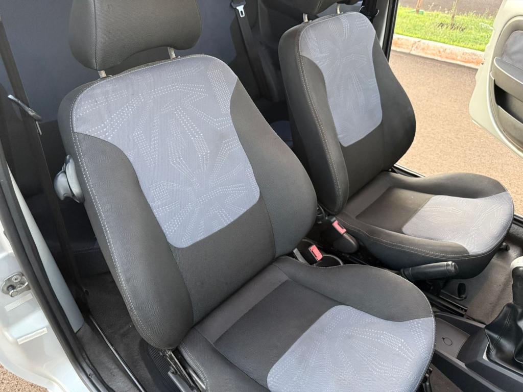 FORD Ka Hatch - Foto