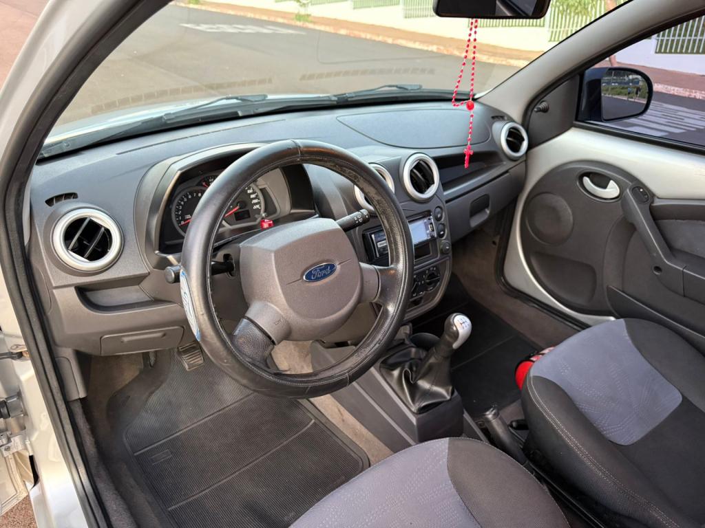 FORD Ka Hatch - Foto