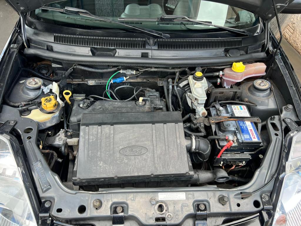 FORD Ka Hatch - Foto