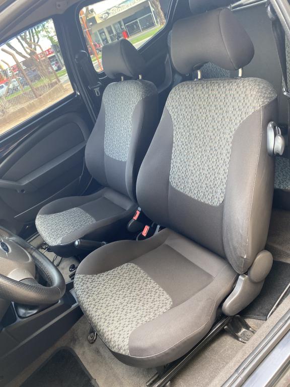 FORD Ka Hatch - Foto