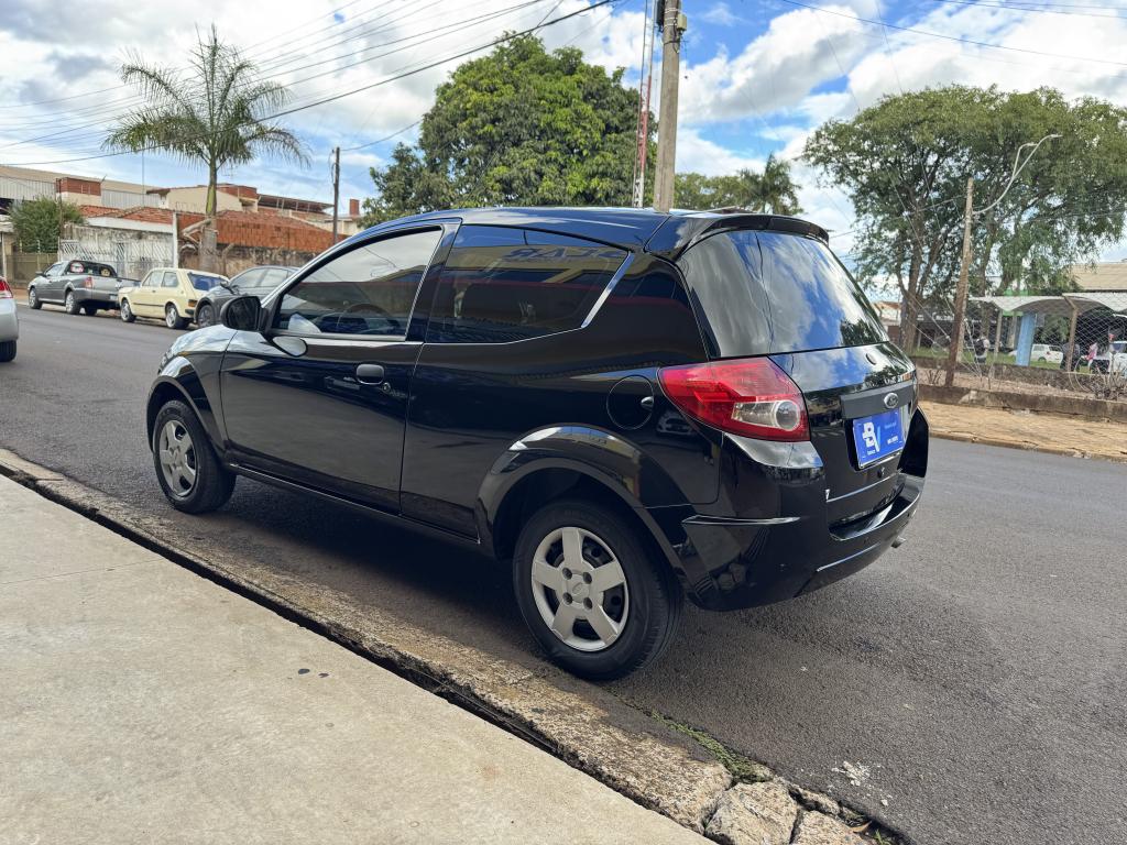 FORD Ka Hatch - Foto