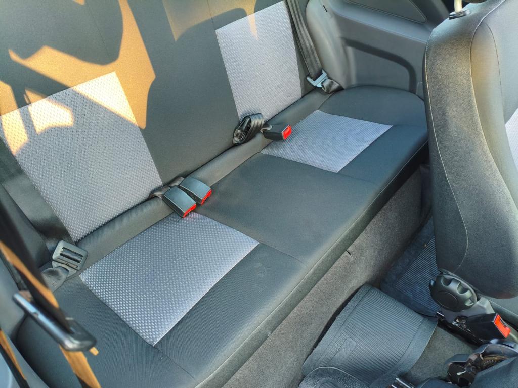 FORD Ka Hatch - Foto