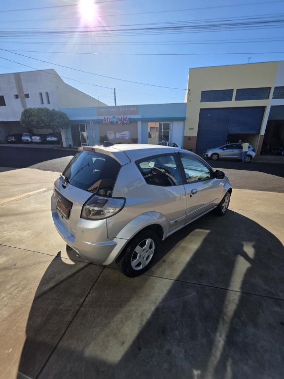 FORD Ka Hatch - Foto
