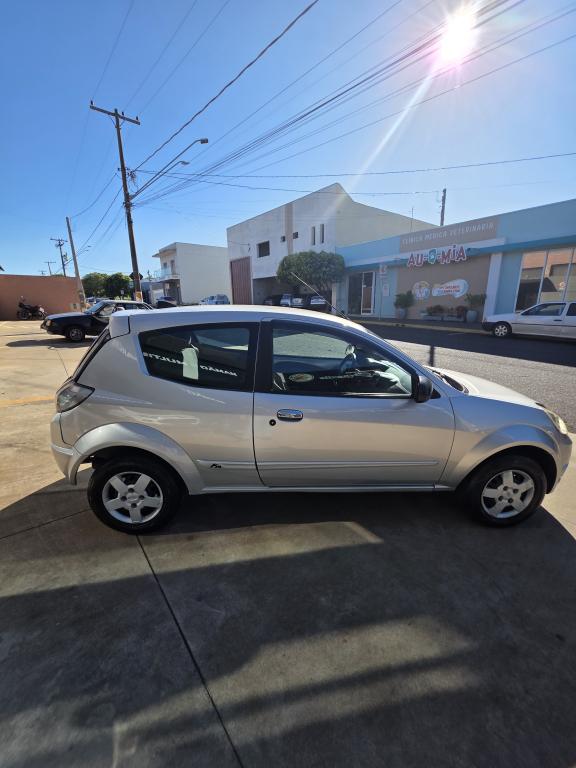 FORD Ka Hatch - Foto