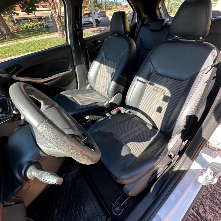 FORD Ka Hatch - Foto