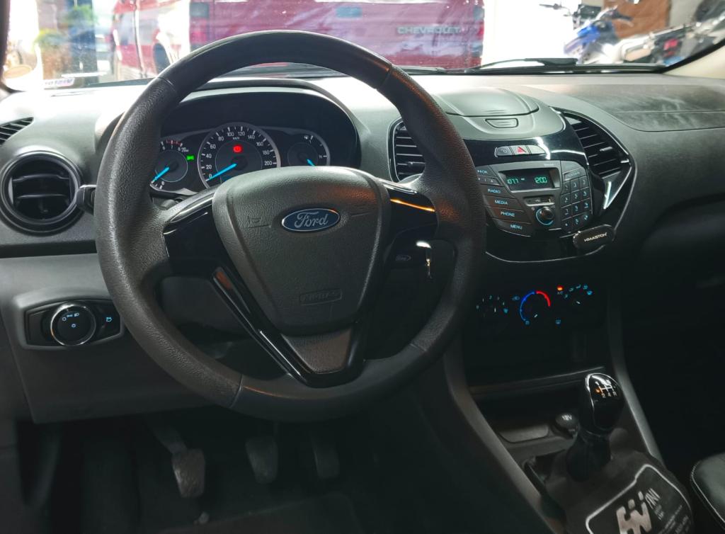 FORD Ka + Sedan - Foto