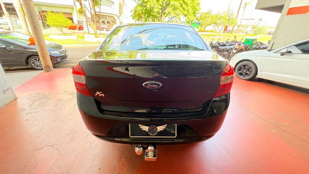 FORD Ka + Sedan - Foto