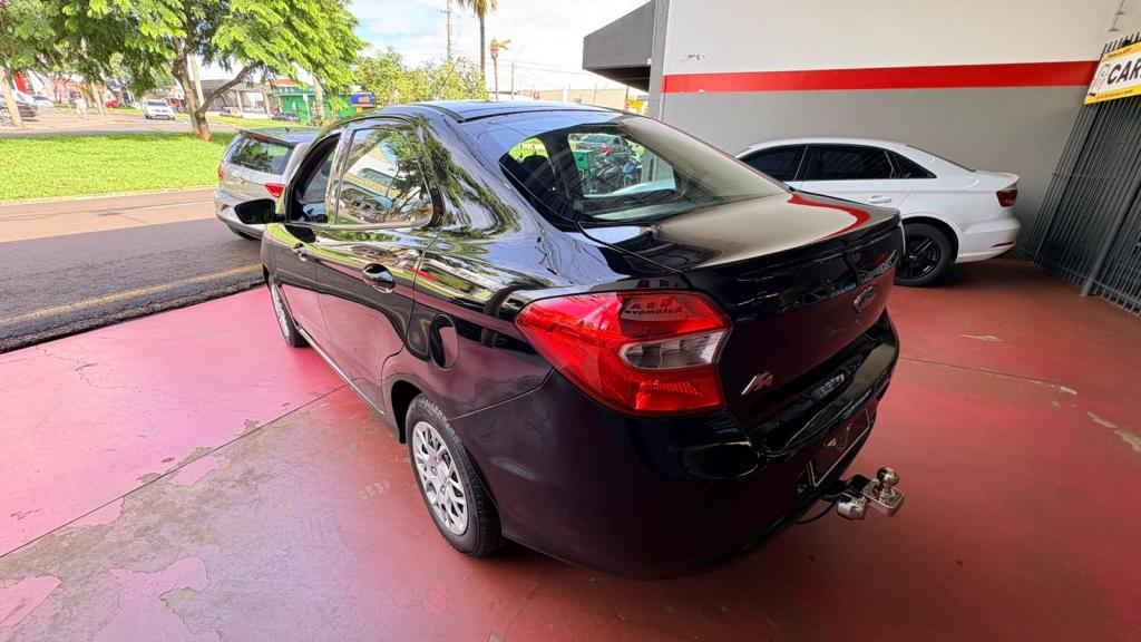 FORD Ka + Sedan - Foto