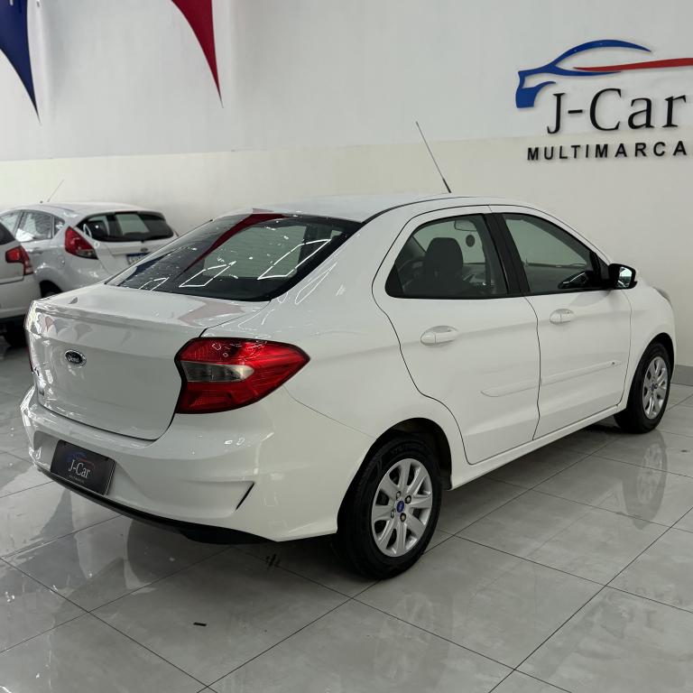 FORD Ka + Sedan - Foto