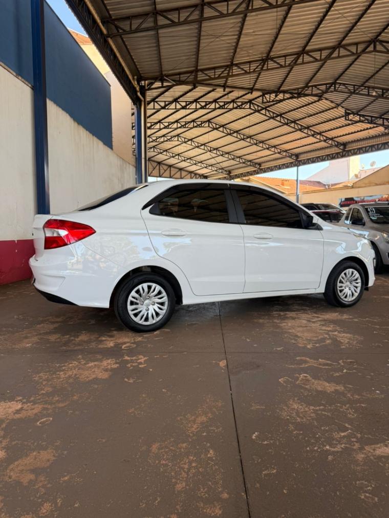FORD Ka + Sedan - Foto
