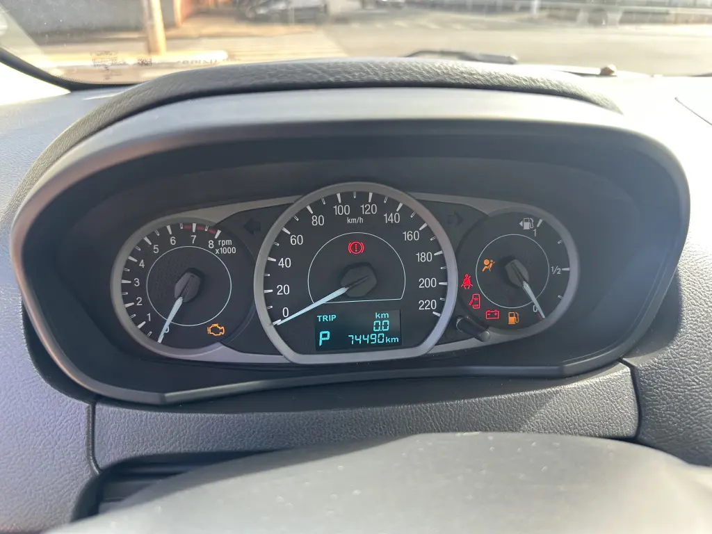 FORD Ka + Sedan - Foto