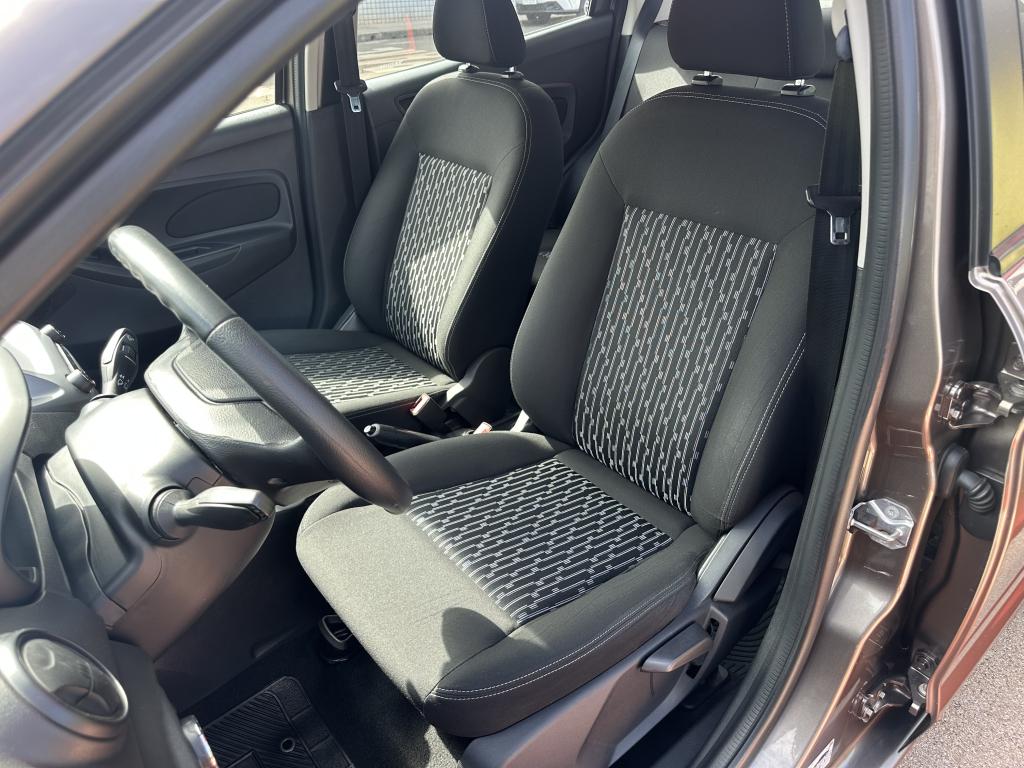FORD Ka + Sedan - Foto